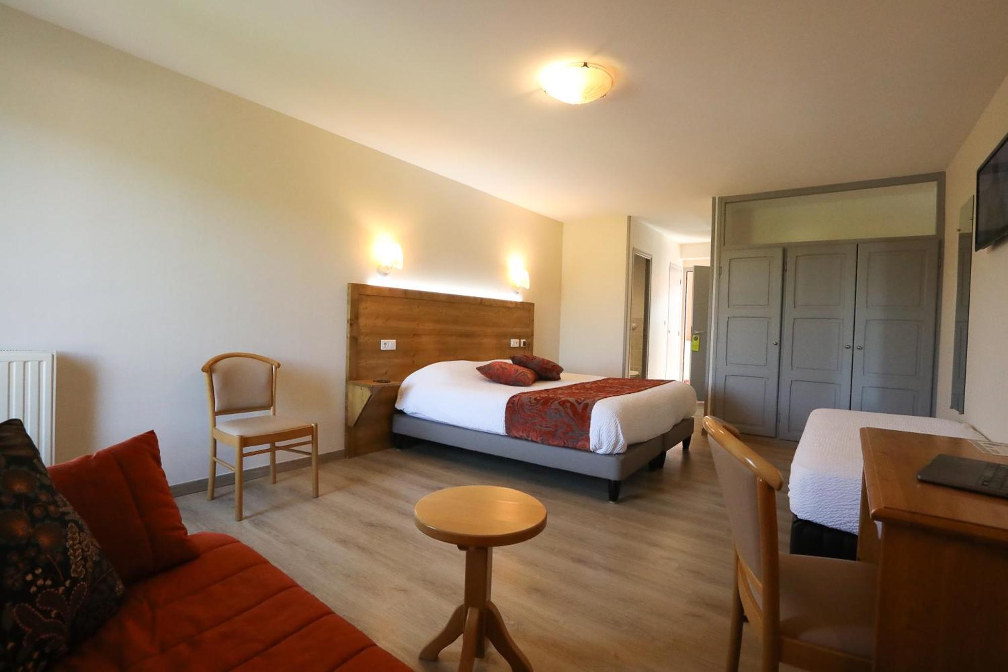 Logis Hotel Spa Restaurant Le Provence Lanarce Bagian luar foto