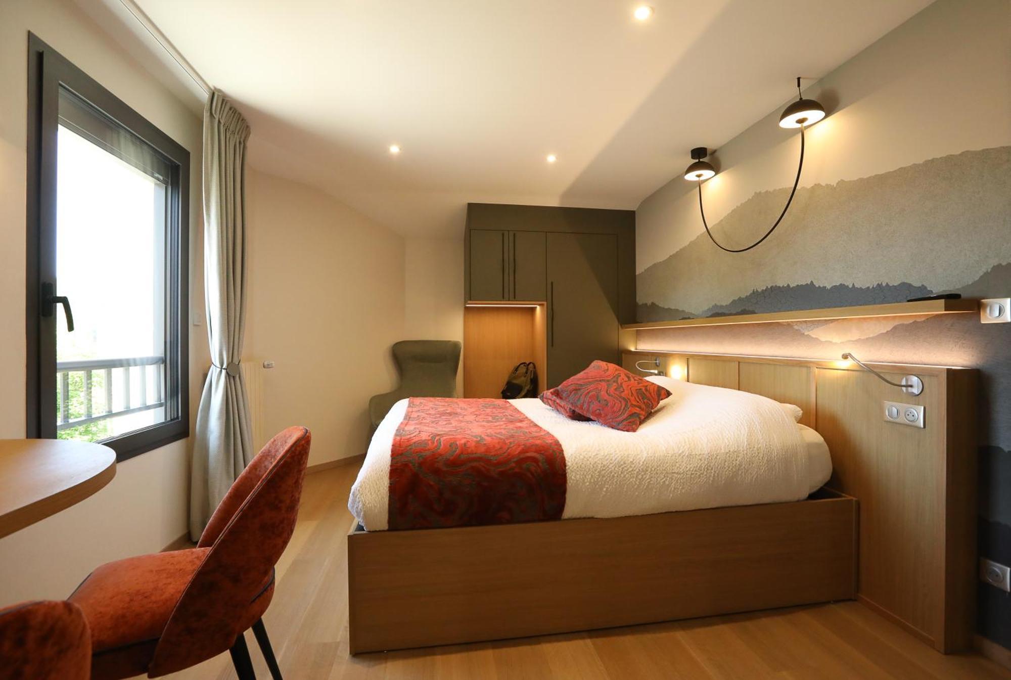 Logis Hotel Spa Restaurant Le Provence Lanarce Bagian luar foto