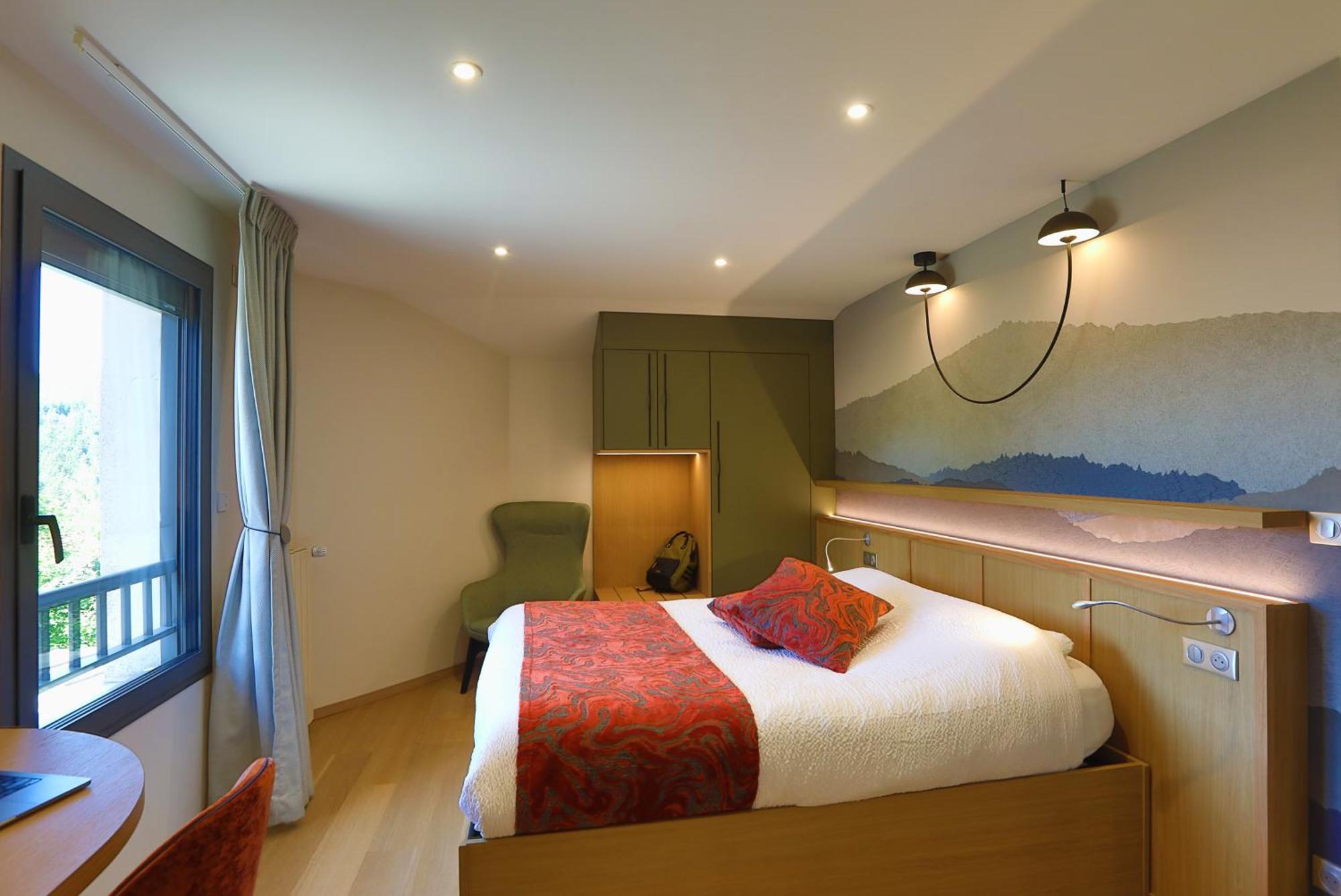 Logis Hotel Spa Restaurant Le Provence Lanarce Bagian luar foto
